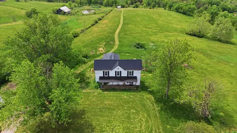 650 Gillispie Rd, Carlisle, KY 40311