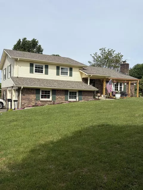 101 Rolling Ridge Dr, Berea, KY 40403