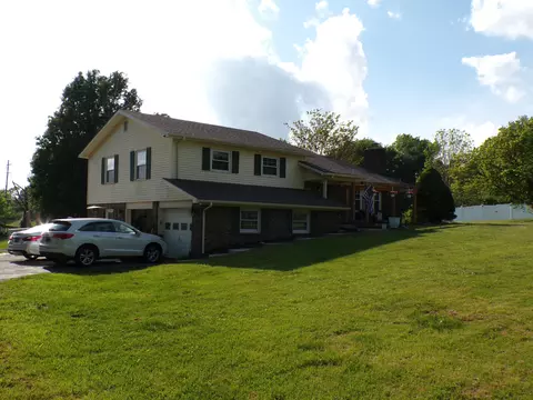 101 Rolling Ridge Dr, Berea, KY 40403