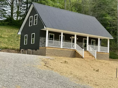 117 Apple Valley Way, East Bernstadt, KY 40729
