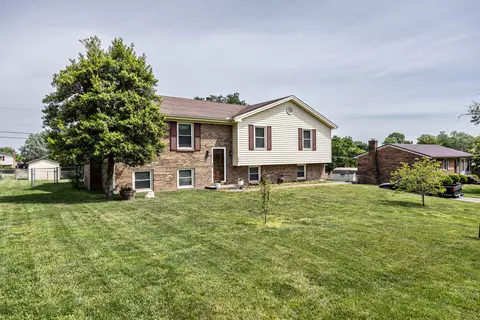 613 Longview Rd, Danville, KY 40422