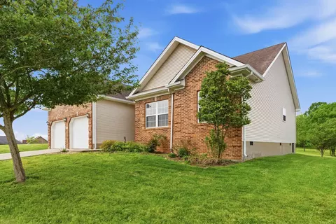 Exterior - 102 Blowing Tree Dr, Georgetown, KY 40324 photo 3 of 8