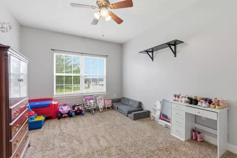 Bedroom - 102 Blowing Tree Dr, Georgetown, KY 40324 photo 3 of 7