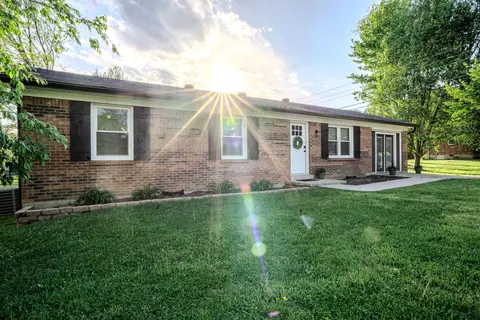 332 Farmers Ln, Frankfort, KY 40601