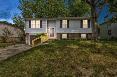 618 Westmeade Dr, Winchester, KY 40391