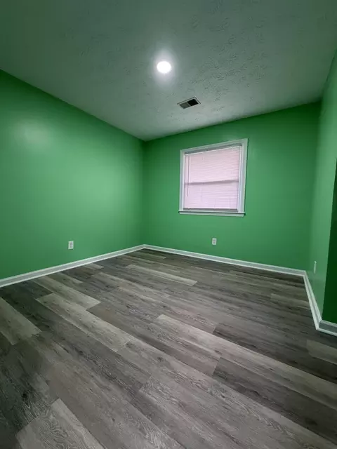 Bedroom - 207 Potomac Dr, Georgetown, KY 40324 photo 3 of 6