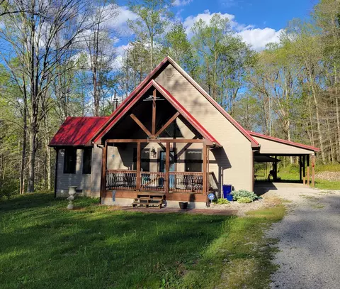 843 Elk Lick Rd, Olympia, KY 40358