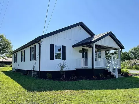 270 Forest Dr, Sharpsburg, KY 40374