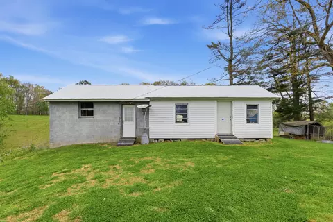 Exterior - 595 Ky-2002, Mckee, KY 40447 photo 9 of 11
