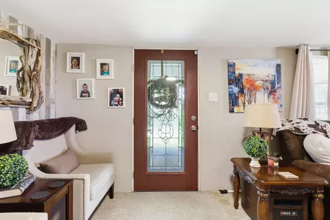 Entry Way - 595 Ky-2002, Mckee, KY 40447 photo 1 of 3