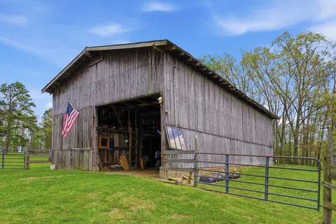 Other - 595 Ky-2002, Mckee, KY 40447 photo 9 of 14