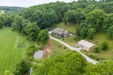 352 Suterville Rd, Stamping Ground, KY 40379