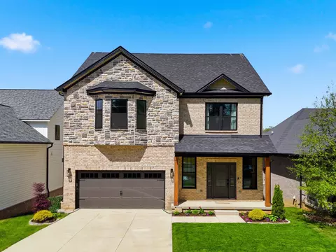4344 Steamboat Rd, Lexington, KY 40514