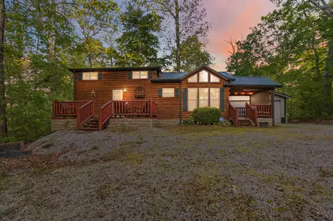 318 Pine Tree Cir, Nancy, KY 42544