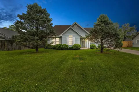 204 Dressage Ct, Frankfort, KY 40601