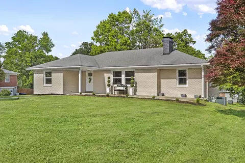 147 Seminole Trl, Frankfort, KY 40601