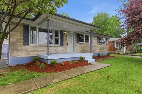 813 Foxcroft Ct, Lexington, KY 40505