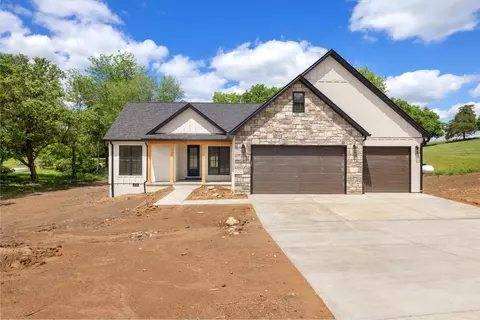 146 Virginia Dr, Richmond, KY 40475