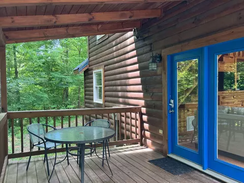 107 Getaways Rd, Stanton, KY 40380