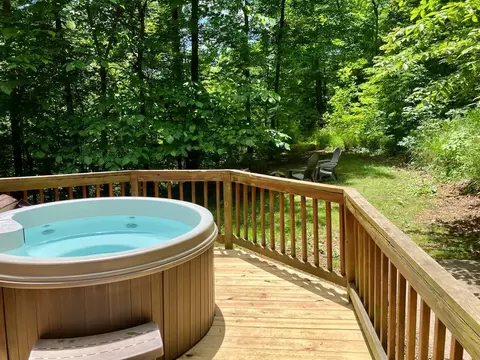 Exterior - 107 Getaways Rd, Stanton, KY 40380 photo 2 of 2