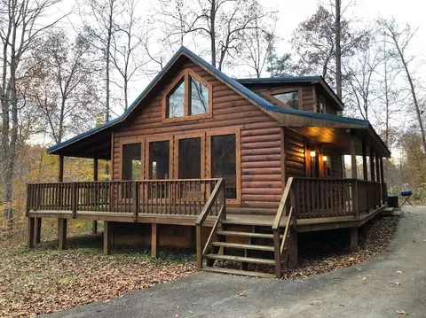 107 Getaways Rd, Stanton, KY 40380