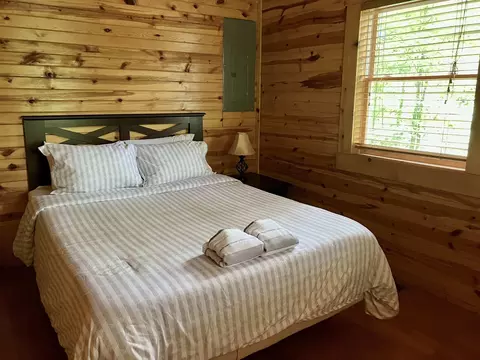 Bedroom - 107 Getaways Rd, Stanton, KY 40380 photo 1 of 4