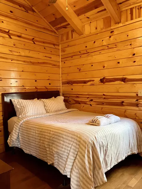 Bedroom - 170 Getaways Rd, Stanton, KY 40380 photo 1 of 2