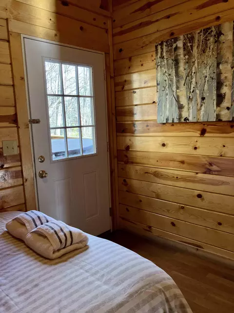 Bedroom - 170 Getaways Rd, Stanton, KY 40380 photo 2 of 2