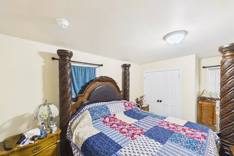 Bedroom - 10007 Us-421, Mckee, KY 40447 photo 1 of 7