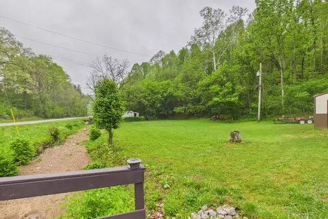 Exterior - 10007 Us-421, Mckee, KY 40447 photo 4 of 5