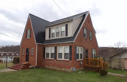 477 Main St, West Liberty, KY 41472