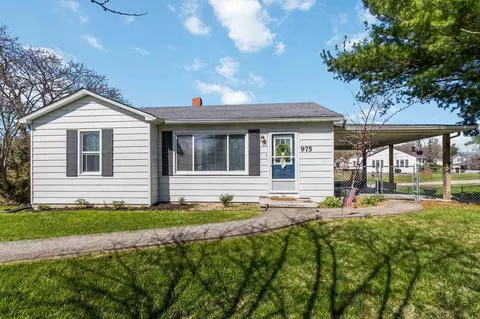 975 Big Hill Rd, Berea, KY 40403