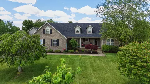 155 Clay Ave, Lancaster, KY 40444