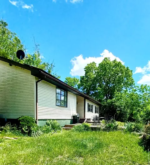 4858 Kennedy Bridge Rd, Lancaster, KY 40444