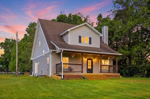 1568 Old Lawrenceburg Rd, Frankfort, KY 40601