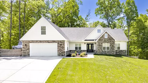 56 E Golden Is, Nancy, KY 42544