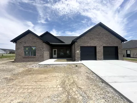 514 Chickasaw Dr, Richmond, KY 40475