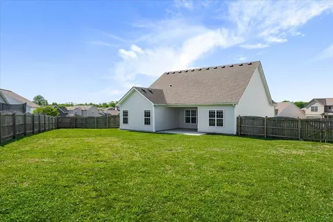 Exterior - 109 Sequoia Bend Ct, Georgetown, KY 40324 photo 8 of 9