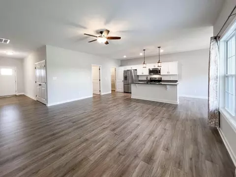Living - 109 Sequoia Bend Ct, Georgetown, KY 40324 photo 1 of 3