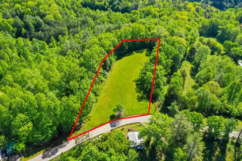 7777 State Highway 2016, Beattyville, KY 41311