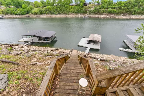 1076 Carry Nation Rd, Lancaster, KY 40444