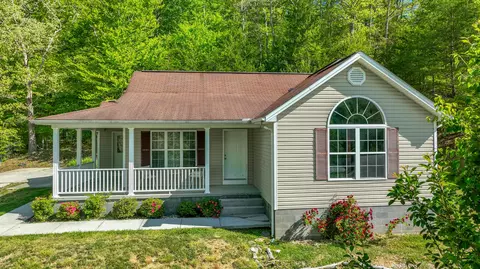 6111 N Wilderness Rd, Mount Vernon, KY 40456