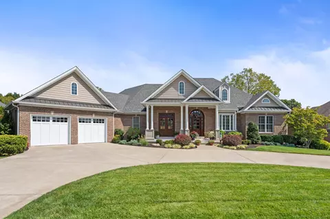 613 Old Coach Rd, Nicholasville, KY 40356