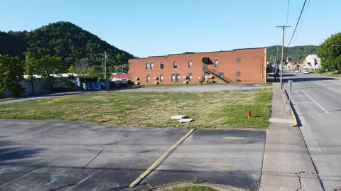 234 E Main St, Morehead, KY 40351 photo 14