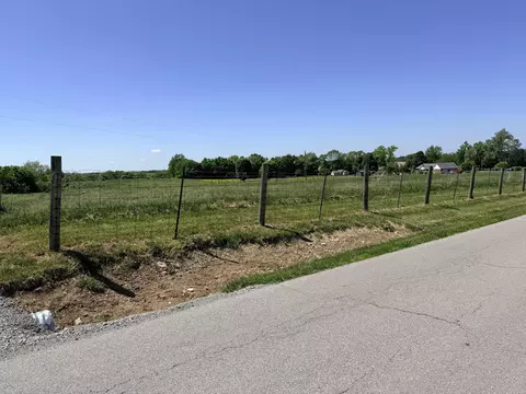 555 Fisher Ford Rd, Lancaster, KY 40444