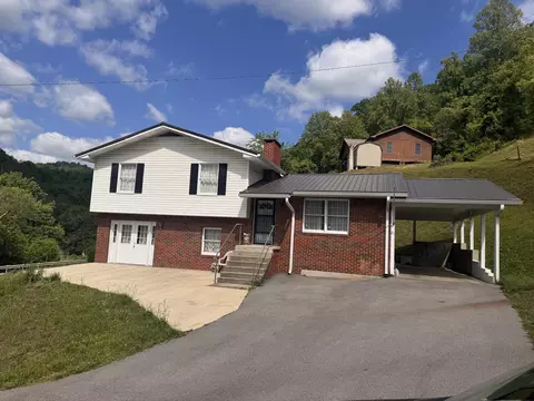 21 Pack Castle Rd, Wayland, KY 41666
