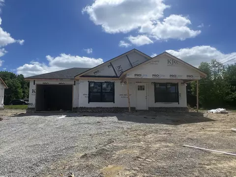 100 Bow Bridge Dr, Berea, KY 40403