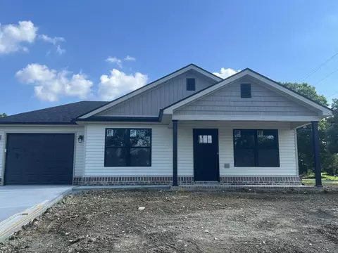 100 Bow Bridge Dr, Berea, KY 40403