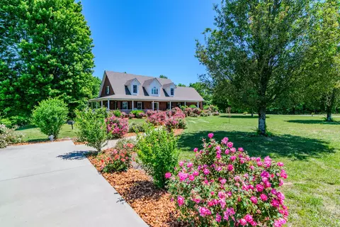 200 English Ln, Columbia, KY 42728