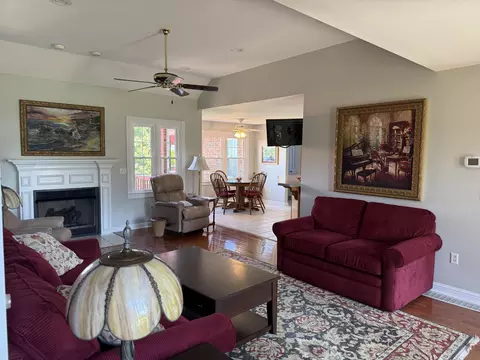 700 Carolina Ct, Richmond, KY 40475